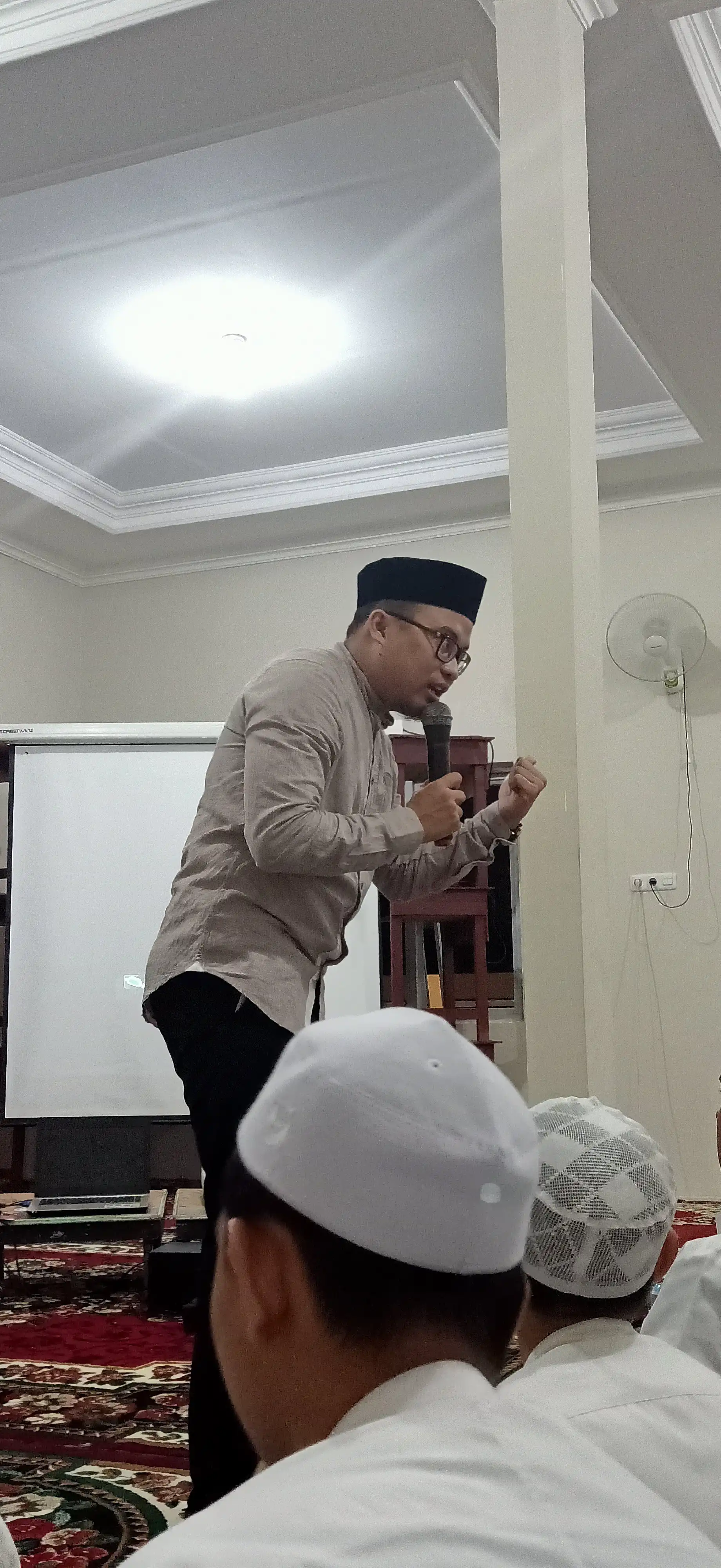Seminar Akbar 2